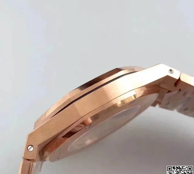 Audemars Piguet Royal Oak 15400OR.OO.1220OR.03 JF Factory 1:1 Best Edition Replica Watch Gold Strap